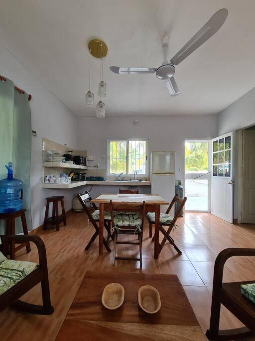 Casa Perla Marina, Pequena Casa Frente A La Playa. Apartment El Cuyo Ngoại thất bức ảnh